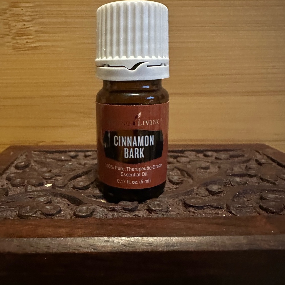 NEW - Young Living Cinnamon Bark Essential Oil